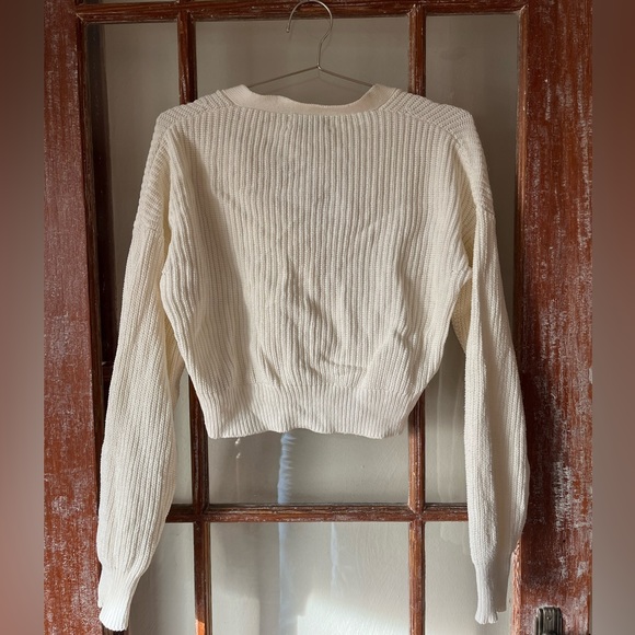 Urban Outfitters Cropped Cream Cardigan - Picture 3 of 3